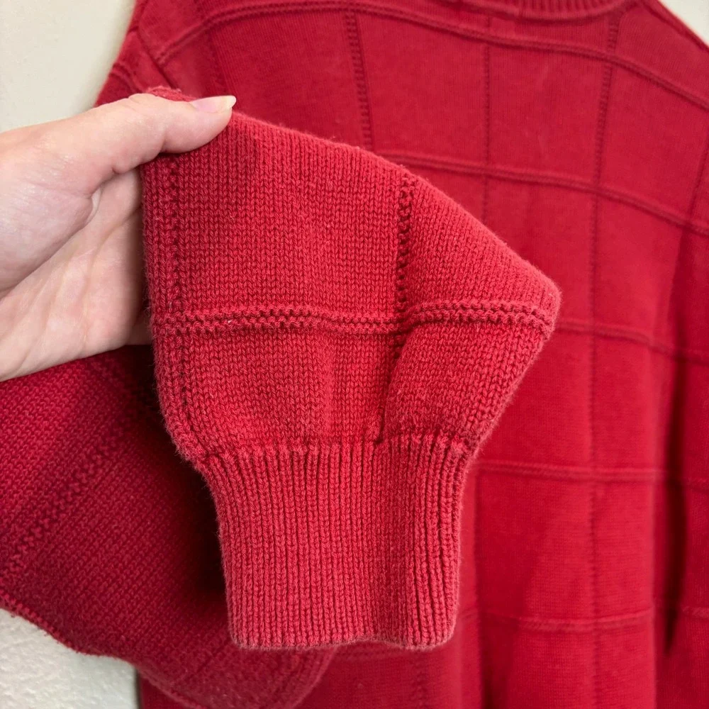 Vintage IZOD Sweater‎ Men's Medium Red Pattern Knit Pullover Box Pattern Casual